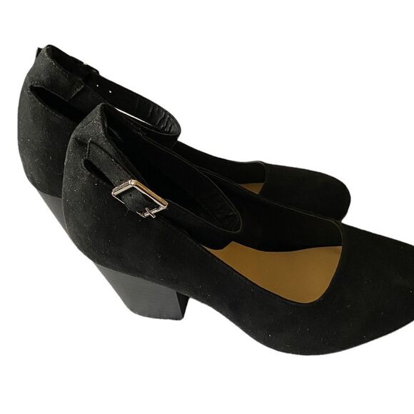 Luoika Wm’s Sz 7 Black Suede Ankle Strap Round Toe Pump Shoes - Picture 3 of 5